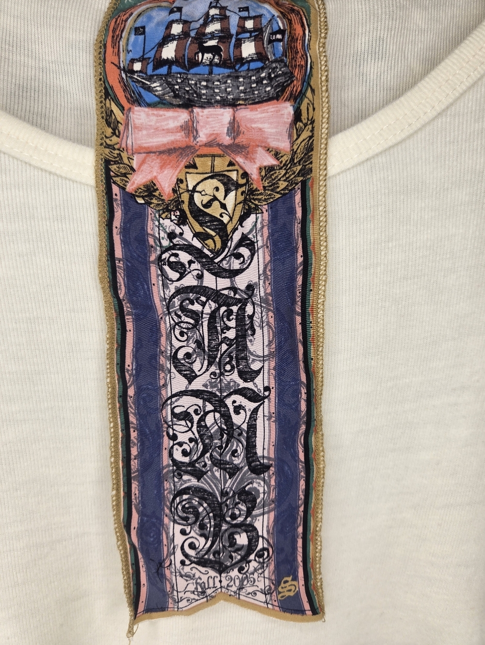 L.A.M.B. by Gwen Stefani Cream Ornate Rib Tee Long-Sleeve Graphic Top - Picture 3 of 7